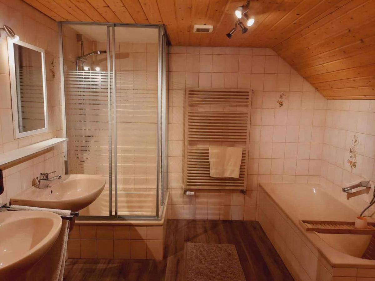 Ferienwohnungen Roessle Stiefenhofen Exteriör bild
