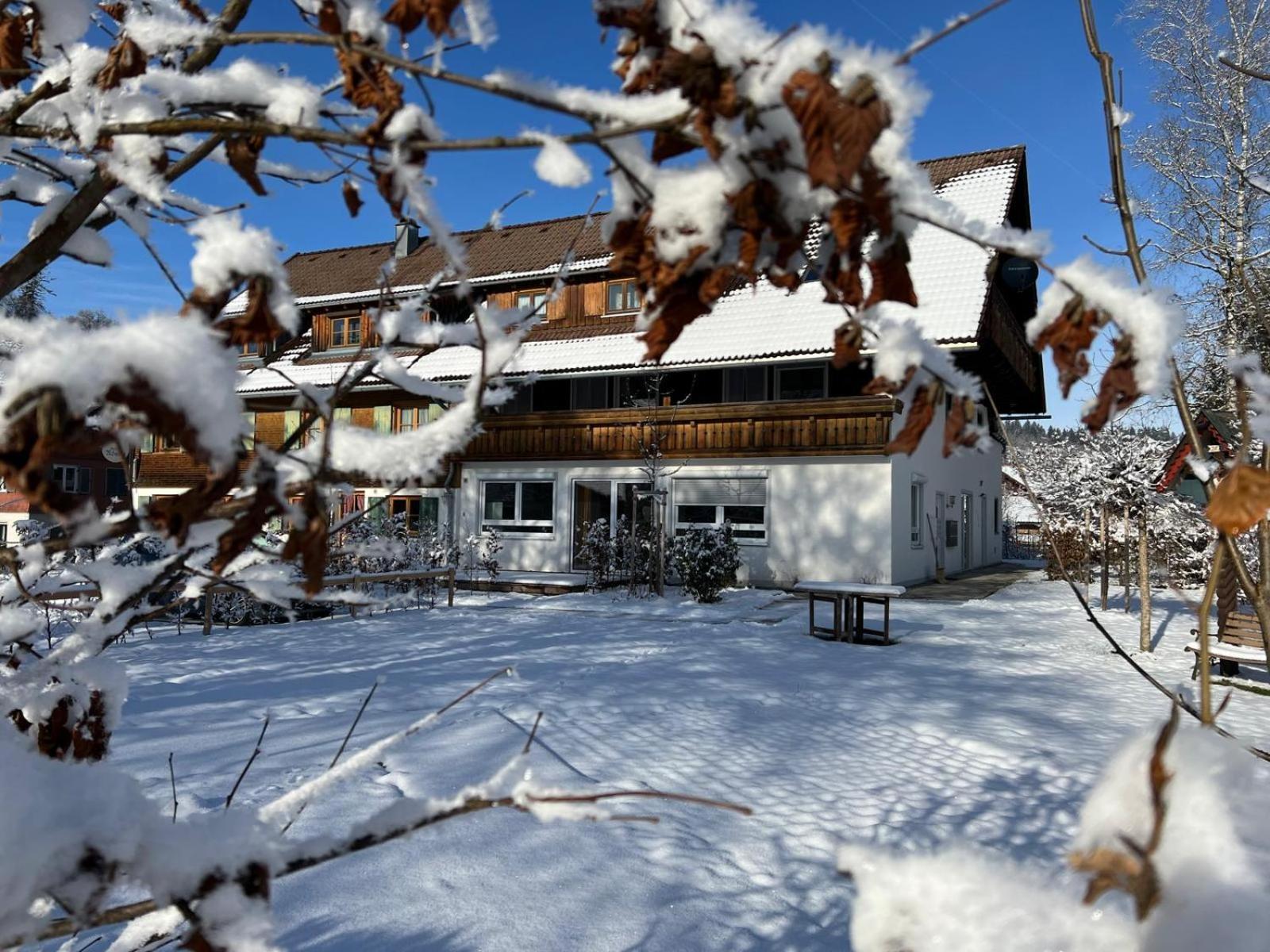 Ferienwohnungen Roessle Stiefenhofen Exteriör bild